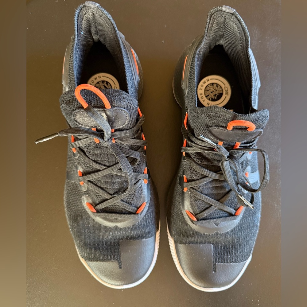 Steph Curry 6 Under Armor In the Town 10 Men’s Size 9